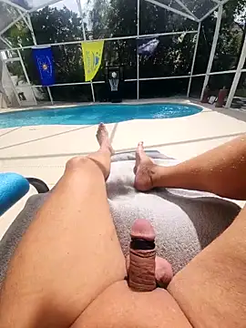 theclubist111 online show from 10.10.25