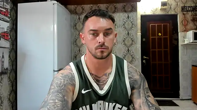 Snapshot of Jonmusclemaster chatting on 06.13.26 Jonmusclemaster online show from 06.13.26