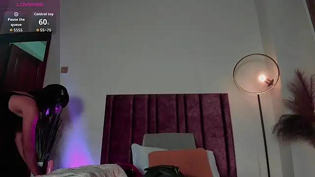 AlissaNix online show from 03.28.26