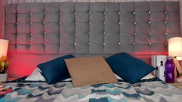 Poacahontasfg online show from 10.25.25