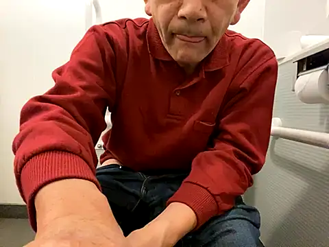 Snapshot of ge3noxxx chatting on 10.22.25 ge3noxxx online show from 10.22.25