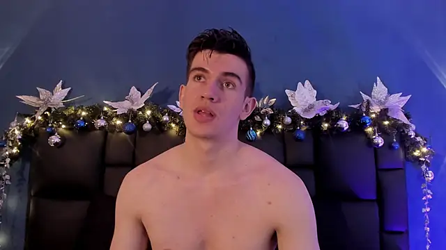 MikaelSlow online show from 11.25.25