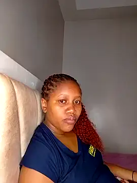 Snapshot of SquirtQueen222 chatting on 12.29.24 SquirtQueen222 online show from 12.29.24