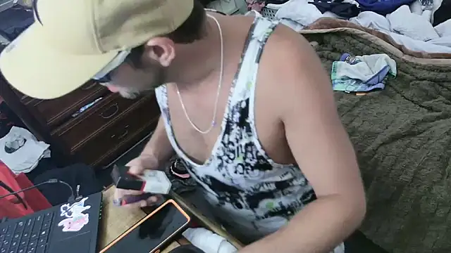 Snapshot of ROCKHARDDADDY86 chatting on 07.28.26 ROCKHARDDADDY86 online show from 07.28.26