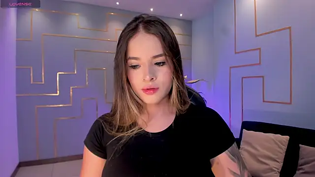 DonnaStonne online show from 02.20.25