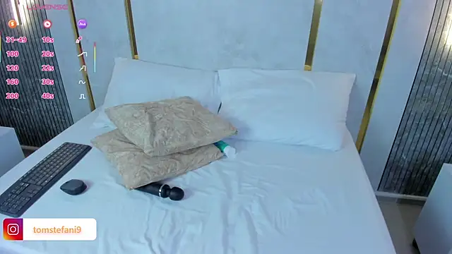 amor smith  online show from 09.16.25