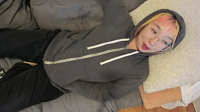 luxgray online show from 12.10.24