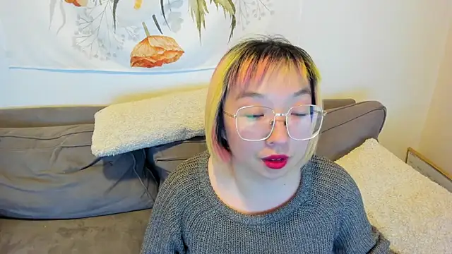 luxgray online show from 01.24.25