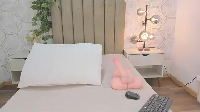 Roma  love online show from 01.15.26