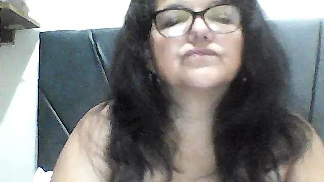 kassandra02 online show from 09.30.25