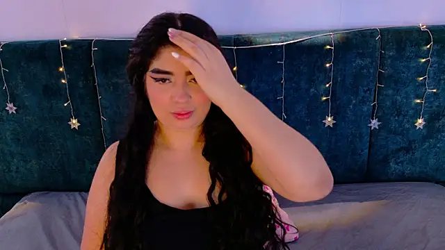 AgathaLynx online show from 12.19.25