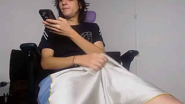 Snapshot of alex_connorr chatting on 06.09.26 alex connorr online show from 06.09.26