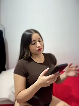 Snapshot of Sophie_spencer1 chatting on 07.24.26 Sophie spencer1 online show from 07.24.26