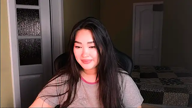 Snapshot of Erica_Wayne chatting on 01.29.25 Erica Wayne online show from 01.29.25