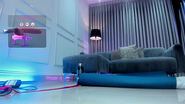 Anna parkker  online show from 02.22.25