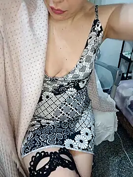 SexySweetPaola online show from 03.12.26