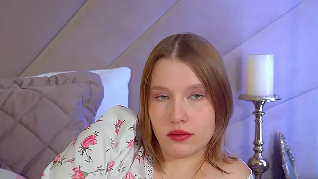 LiliLinn online show from 12.16.25