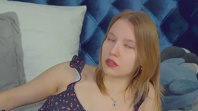 LiliLinn online show from 04.03.26