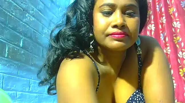 Snapshot of sexy_roma chatting on 12.03.24 sexy roma online show from 12.03.24