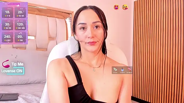 hazel ross tcw online show from 10.16.25