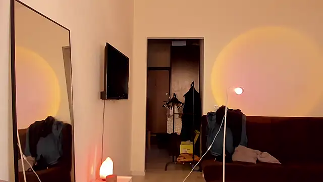 elliemintlover online show from 09.30.25