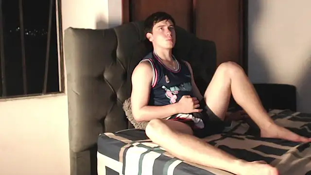 Snapshot of harry_greg21 chatting on 02.10.26 harry greg21 online show from 02.10.26