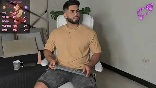 noah crux online show from 02.17.25