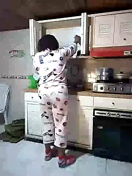 Snapshot of Camille_rose_ chatting on 12.22.24 Camille rose online show from 12.22.24