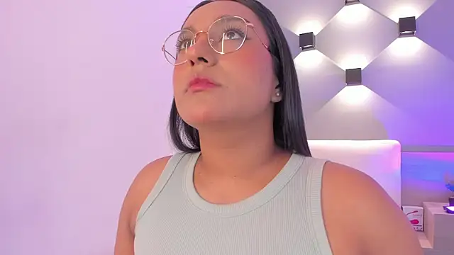 ellamontoya online show from 03.17.25