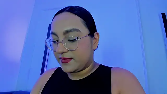 ellamontoya online show from 11.14.25