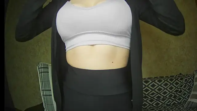 Snapshot of ElllaNuar chatting on 02.03.25 ElllaNuar online show from 02.03.25