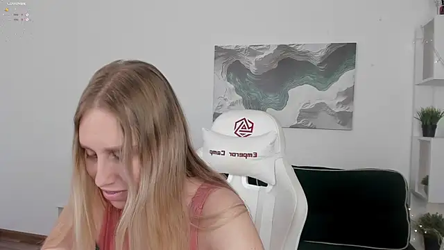 miissblonde online show from 03.09.25