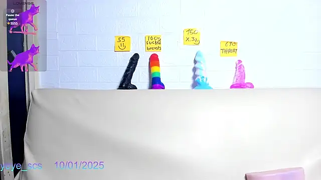 Snapshot of Yeye_scs chatting on 01.10.25 Yeye scs online show from 01.10.25