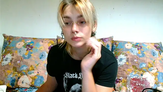 Sophie Bell online show from 08.04.26