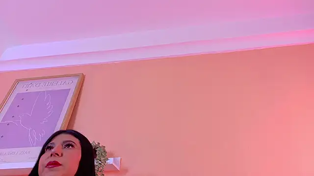 KendalMilleer online show from 11.28.25