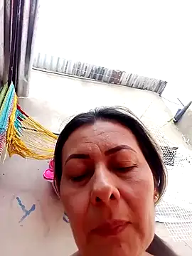 Mia-funny20 online show from 03.22.25