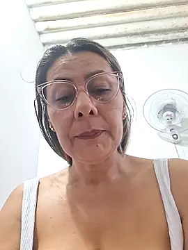 Mia-funny20 online show from 02.11.26