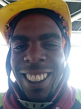 Snapshot of blackman933z chatting on 10.29.25 blackman933z online show from 10.29.25