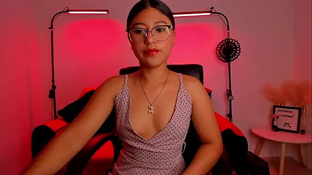 Snapshot of cloy_baby__ chatting on 01.16.25 cloy baby online show from 01.16.25