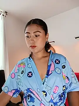 Snapshot of cloy_baby__ chatting on 05.22.26 cloy baby online show from 05.22.26
