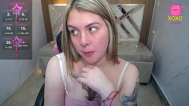 Snapshot of Paula_b_ chatting on 03.20.26 Paula b online show from 03.20.26