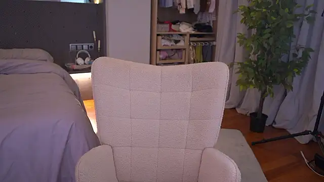 LexieLoree online show from 03.19.26