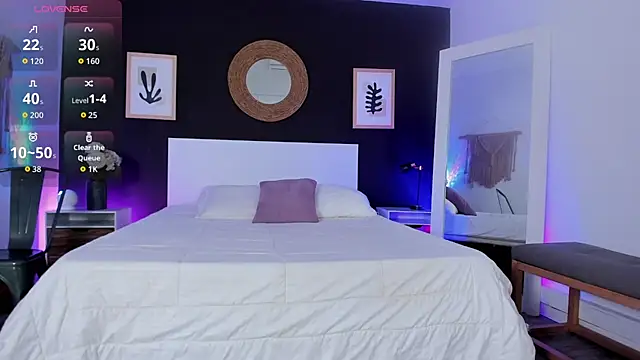 VioletPaket online show from 02.22.26