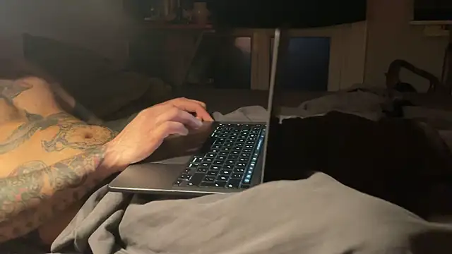 Snapshot of kameray12 chatting on 03.06.25 kameray12 online show from 03.06.25