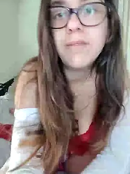 Miachan LaGattinaVogliosa online show from 11.17.25