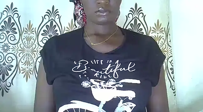 Snapshot of Cumslut16__ chatting on 01.28.25 Cumslut16   online show from 01.28.25