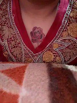 Snapshot of SHUBHI880 chatting on 11.21.25 SHUBHI880 online show from 11.21.25