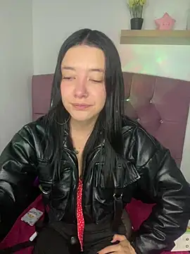 Isabella 21x online show from 02.13.25