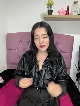 Isabella 21x online show from 02.18.25