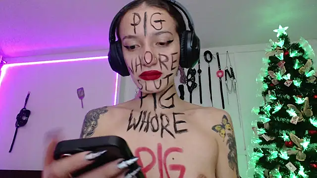 Eloise-brown online show from 12.09.24